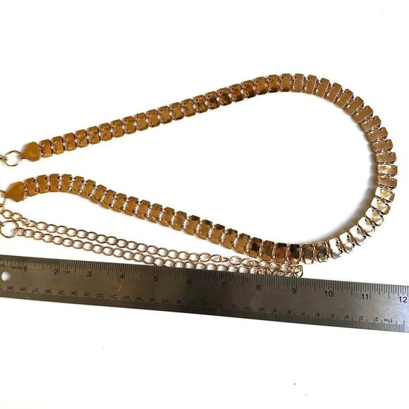 Gold tone  metal hip  belt - Picture 5 of 7